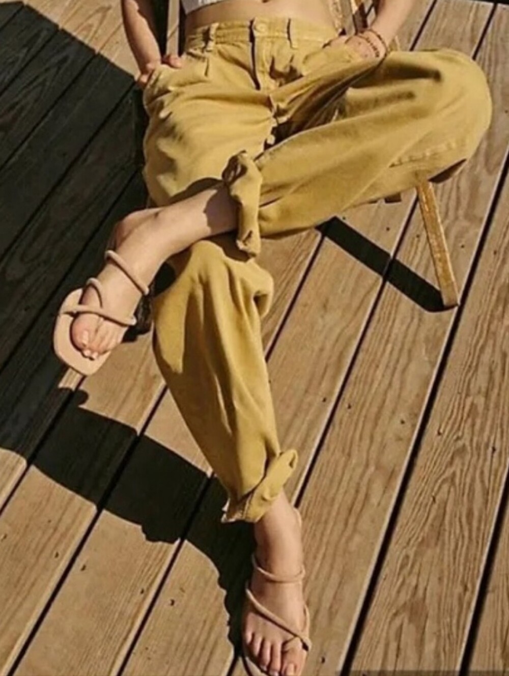 Relaxed High-Waist Cargo Pants in Mustard